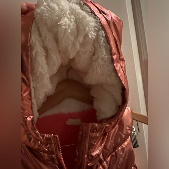 Crazy 8 Rose Gold Hooded Girl Puffer Vest Size XL/14 - Picture 6 of 12